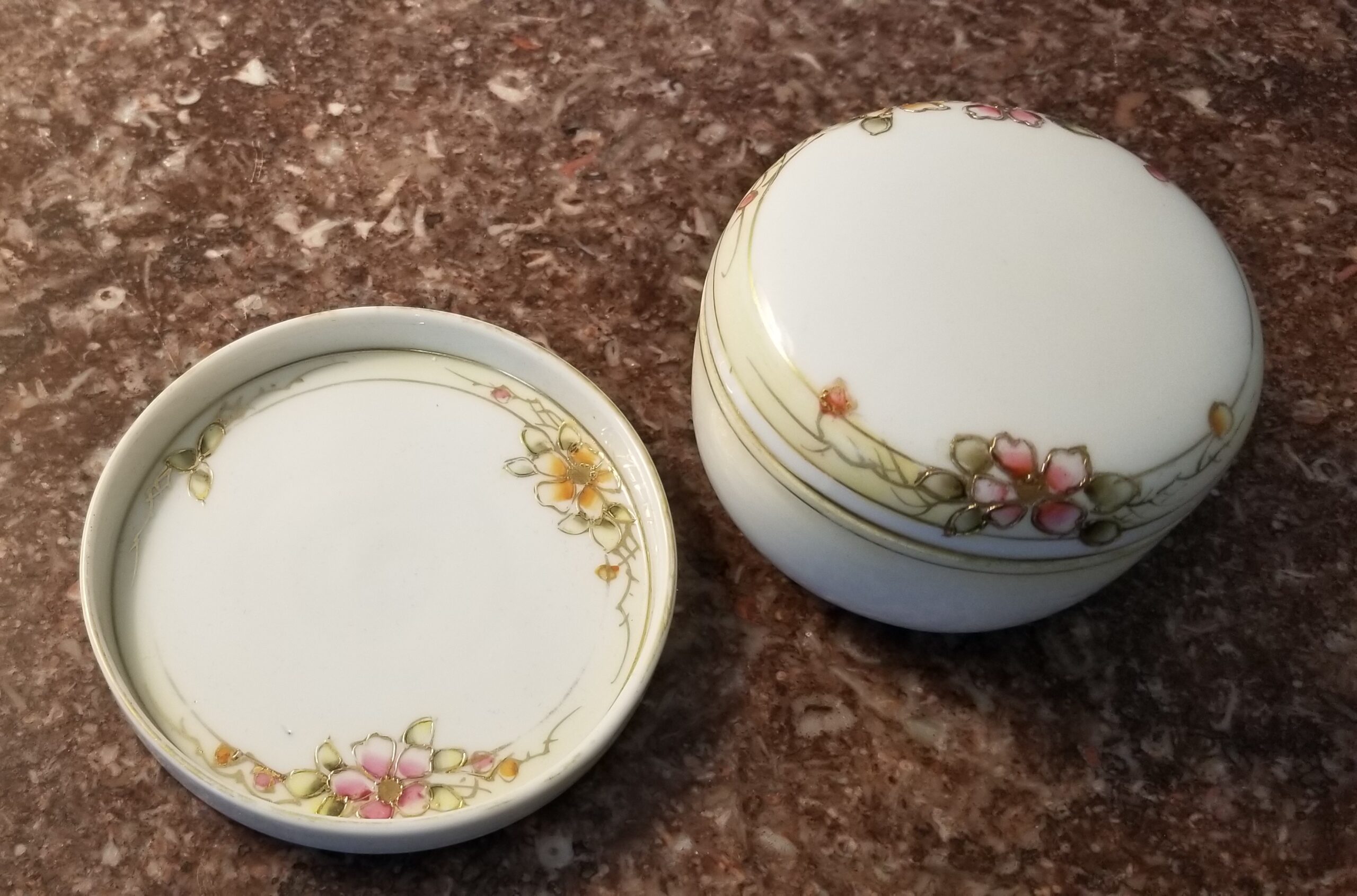 Nippon powder box and coaster.jpg